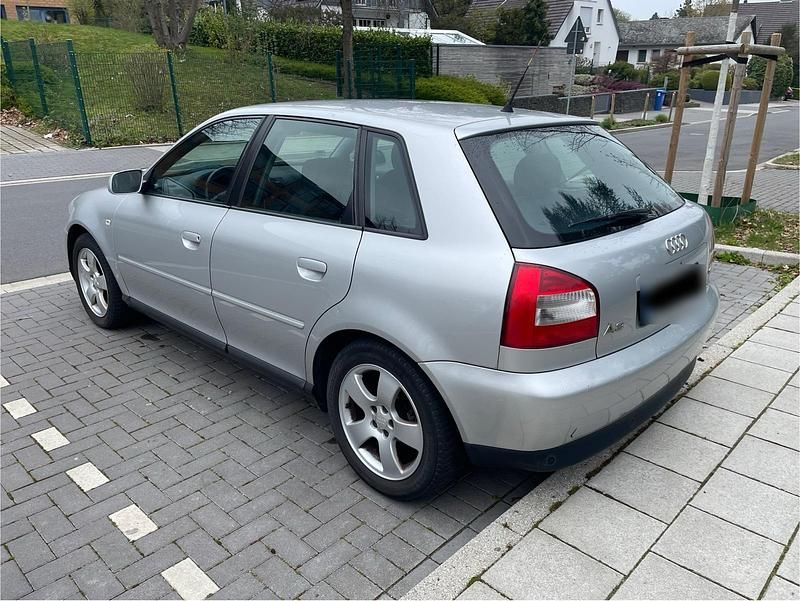 Gebraucht Audi A3 125 PS (91 kW) 2003 Silber Kleinwagen