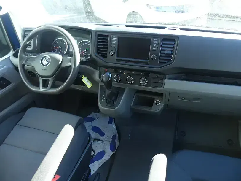 Second-hand VW Crafter 177 CP (130 kW) 2020 Albastru Van