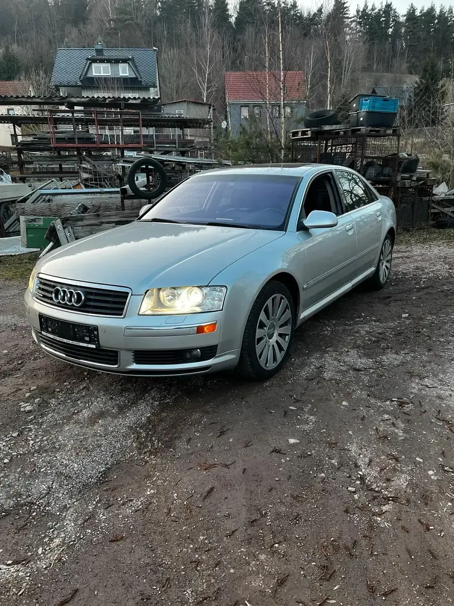 Gebraucht Audi A8 335 PS (246 kW) 2003 Silber Limousine