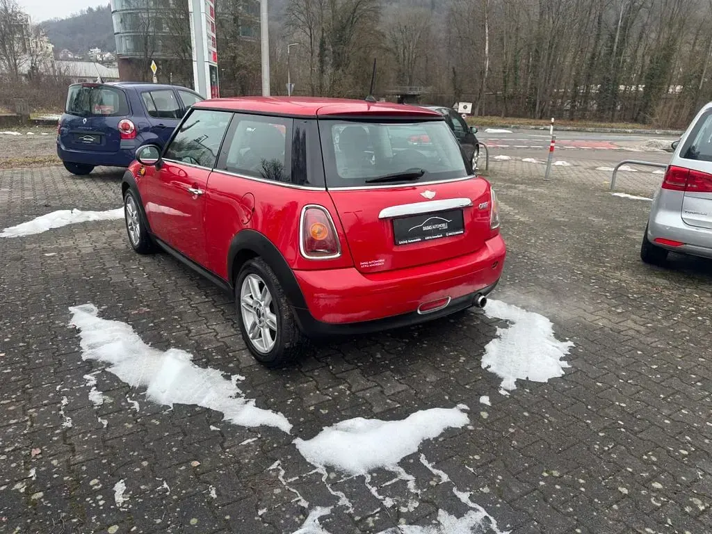 Gebraucht Mini ONE 95 PS (69 kW) 2007 Rot Kleinwagen