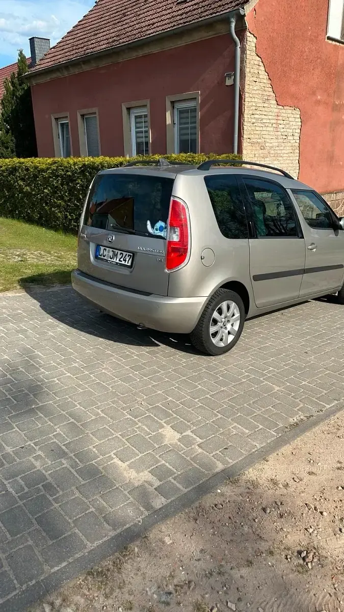 Gebraucht Skoda Roomster 85 PS (62 kW) 2013 Andere farben Van / Kleinbus