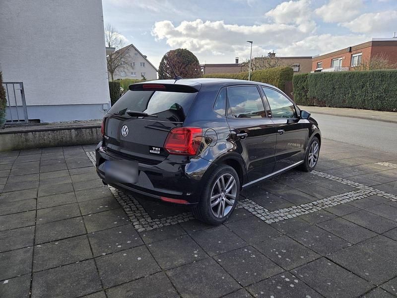 Gebraucht VW Polo Allstar 90 PS (66 kW) 2016 Schwarz Kleinwagen