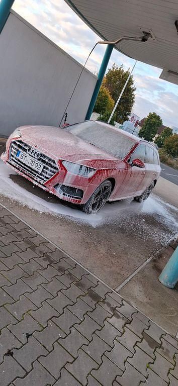 Gebraucht Audi A4 Ambiente 190 PS (139 kW) 2021 Rot Kombi