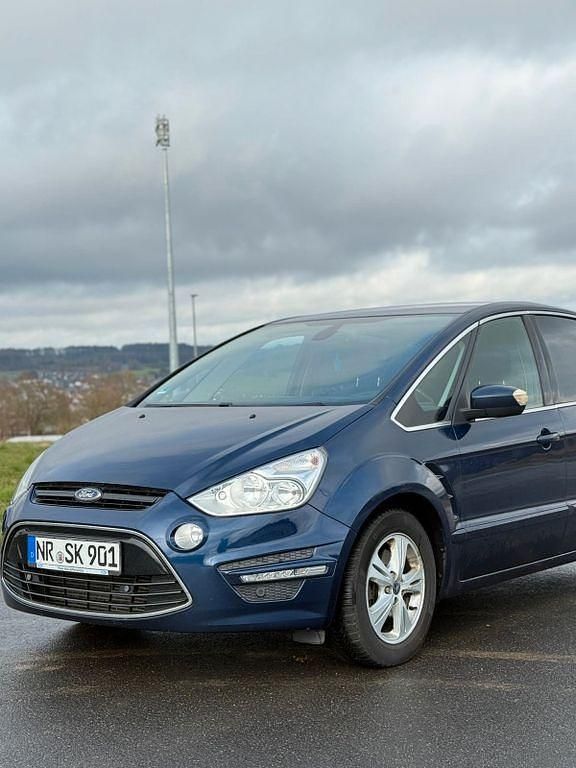 Gebraucht Ford S-MAX Titanium 200 PS (147 kW) 2012 Blau Van / Kleinbus