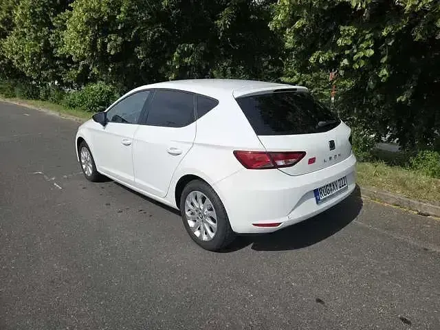 Gebraucht Seat Leon Style 110 PS (80 kW) 2016 "candy" weiss Kleinwagen