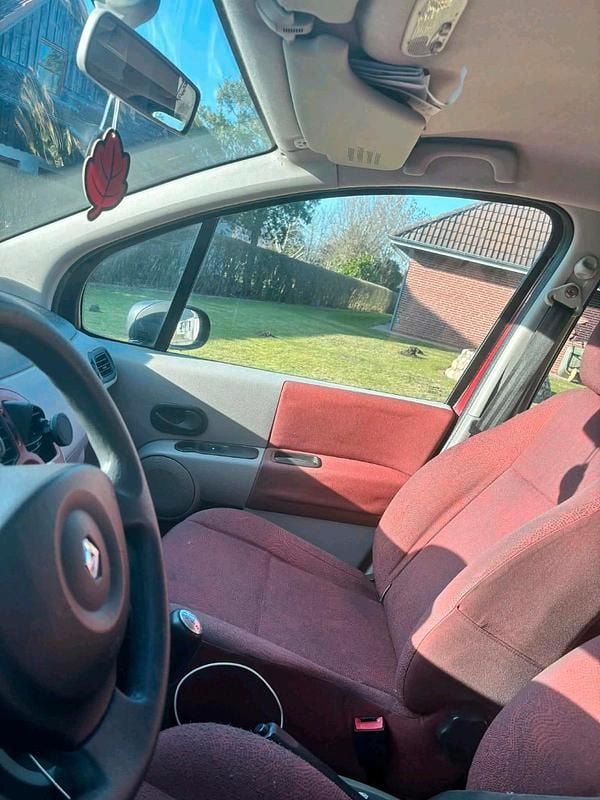 Gebraucht Renault Modus 100 PS (73 kW) 2005 Rot Van / Kleinbus