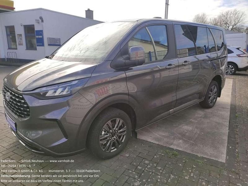 Gebraucht Ford Tourneo Titanium 170 PS (125 kW) 2025 Magnetic metallic Van / Kleinbus