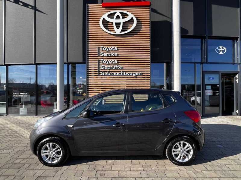 Gebraucht Kia Venga Edition 7 90 PS (66 kW) 2012 Grau ((e5b) dark gun metal) (metallic) Kleinwagen