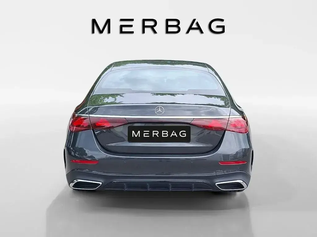 Gebraucht Mercedes E200 Advanced 204 PS (150 kW) 2025 Grau Limousine