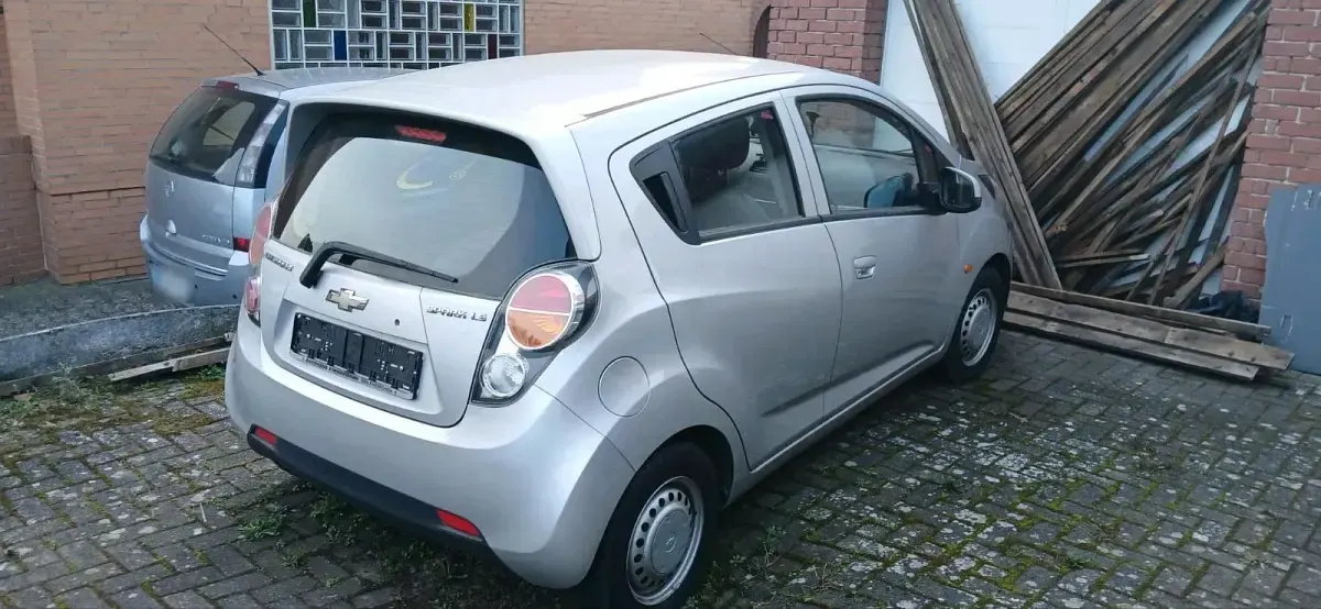 Gebraucht Chevrolet Spark LS 68 PS (50 kW) 2010 Silber Kleinwagen