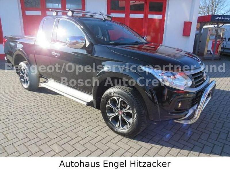 Gebraucht Fiat Fullback Basis 202 PS (148 kW) 2018 Schwarz Pickup