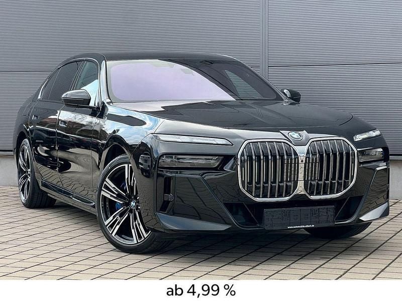 Schwarz Gebraucht 2023 BMW 750e M Sport Limousine | 94.990 € (Superpreis) - Bild 1/4