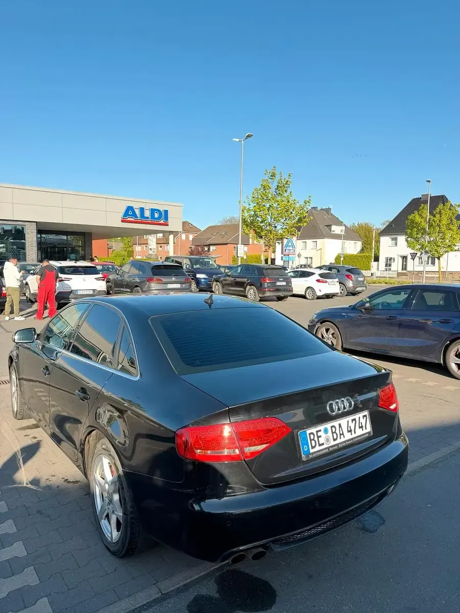 Gebraucht Audi A4 190 PS (139 kW) 2011 Schwarz Limousine