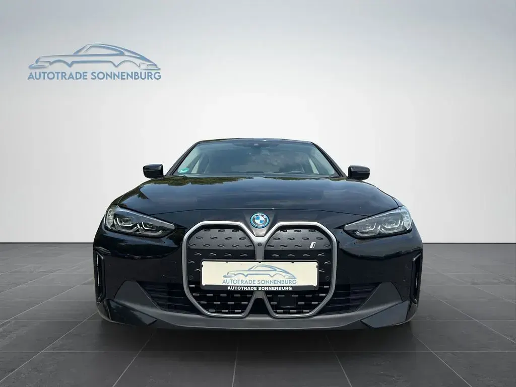 Gebraucht BMW i4 Sport Line 250 kW (340 PS) 2023 Schwarz Limousine