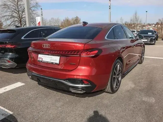 Gebraucht Audi A5 Ambiente 299 PS (219 kW) 2025 Grenadinerot metallic Limousine