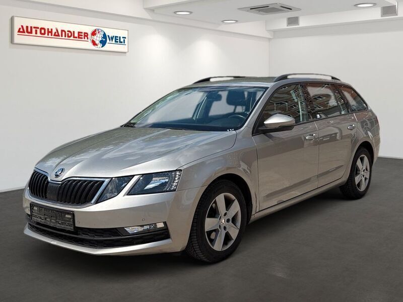 Cappuccinobeige metallic Gebraucht 2017 Skoda Octavia Kombi | 8.799 € (Superpreis) - Bild 1/3