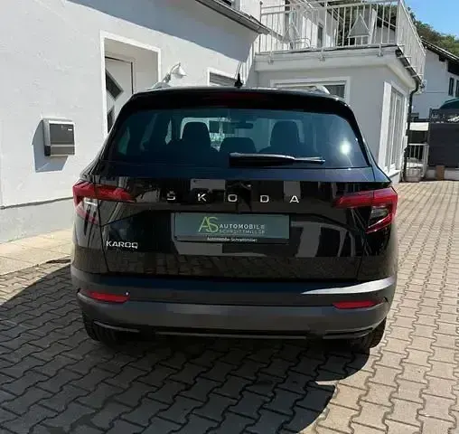 Gebraucht Skoda Karoq Clever 150 PS (110 kW) 2022 Schwarz SUV