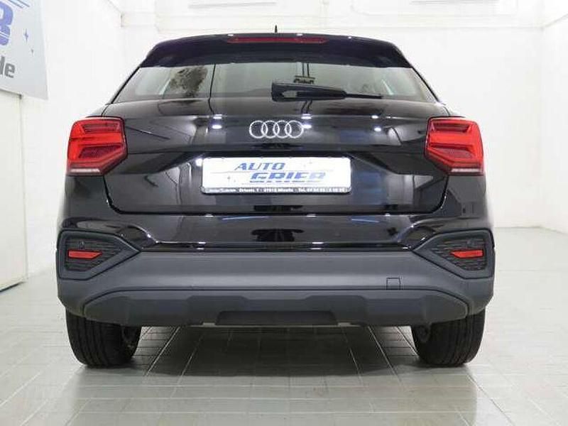 Gebraucht Audi Q2 Basis 110 PS (80 kW) 2022 Brillantschwarz SUV