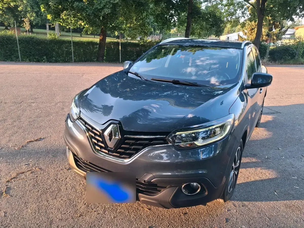 Gebraucht Renault Kadjar Life 131 PS (96 kW) 2017 Grau SUV