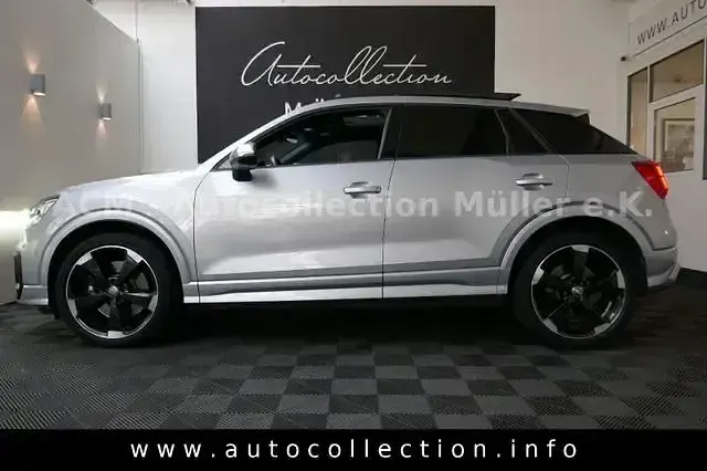 Gebraucht Audi SQ2 Sport 301 PS (221 kW) 2019 Florettsilber (metallic) SUV
