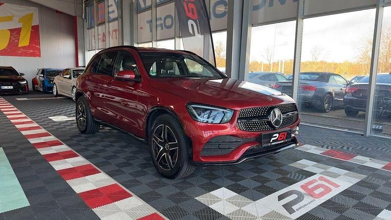 Gebraucht Mercedes GLC400d 330 PS (242 kW) 2021 Rot SUV
