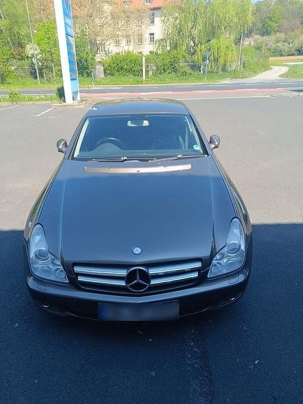 Gebraucht Mercedes CLS320 224 PS (164 kW) 2009 Gold Coupé