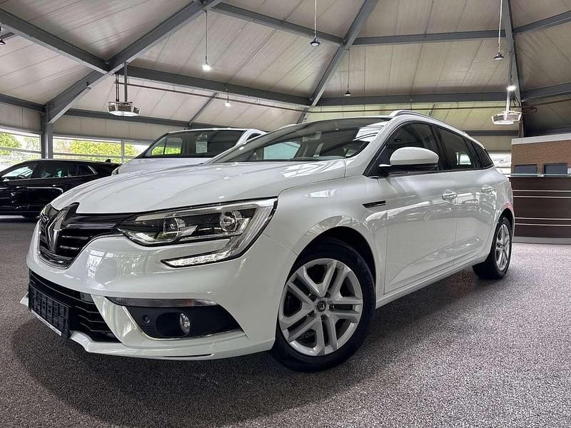 Weiß Gebraucht 2020 Renault Mégane IV Business Kombi | 14.480 € (Fairer Preis) - Bild 1/4