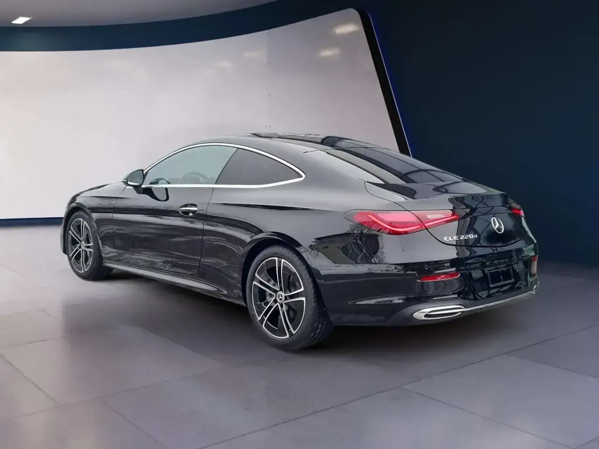 Neu Mercedes CLE220 Advanced Plus 197 PS (144 kW) 2026 Obsidianschwarz  metalliclack Coupé