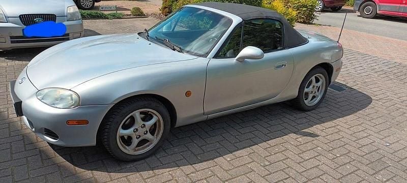 Grau Gebraucht 2001 Mazda MX5 Cabrio | 2.800 € (Superpreis) - Bild 1/4