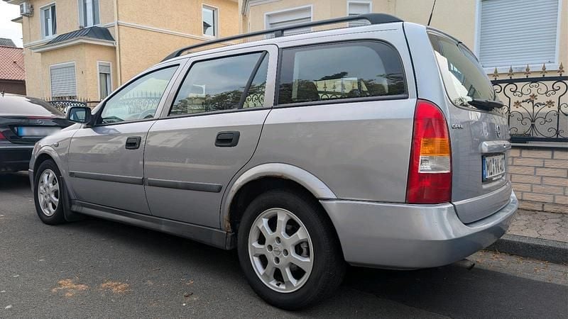 Gebraucht Opel Astra 2001 Silber Kombi