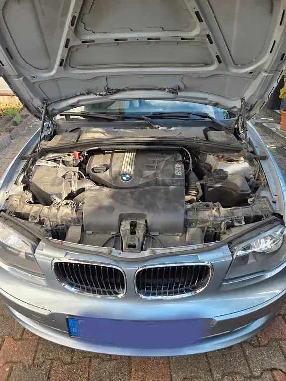 Gebraucht BMW 116 116 PS (85 kW) 2010 Blau Kleinwagen