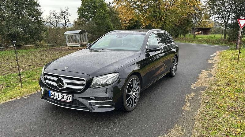 Gebraucht 2018 Mercedes E400 AMG Kombi | 33.990 € (Etwas zu teuer) - Bild 1/4