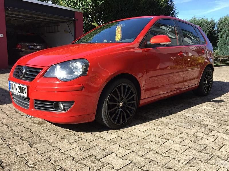 Orange Gebraucht 2009 VW Polo GT Limousine | 4.999 € (Teuer) - Bild 1/4