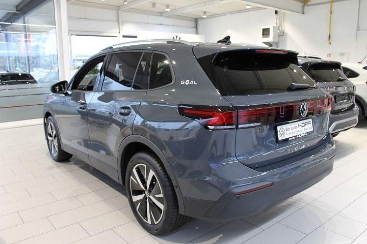 Neu VW Tiguan Goal 150 PS (110 kW) 2026 Grau SUV