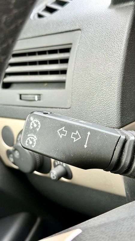 Gebraucht Opel Astra 104 PS (76 kW) 2007 Silber Limousine