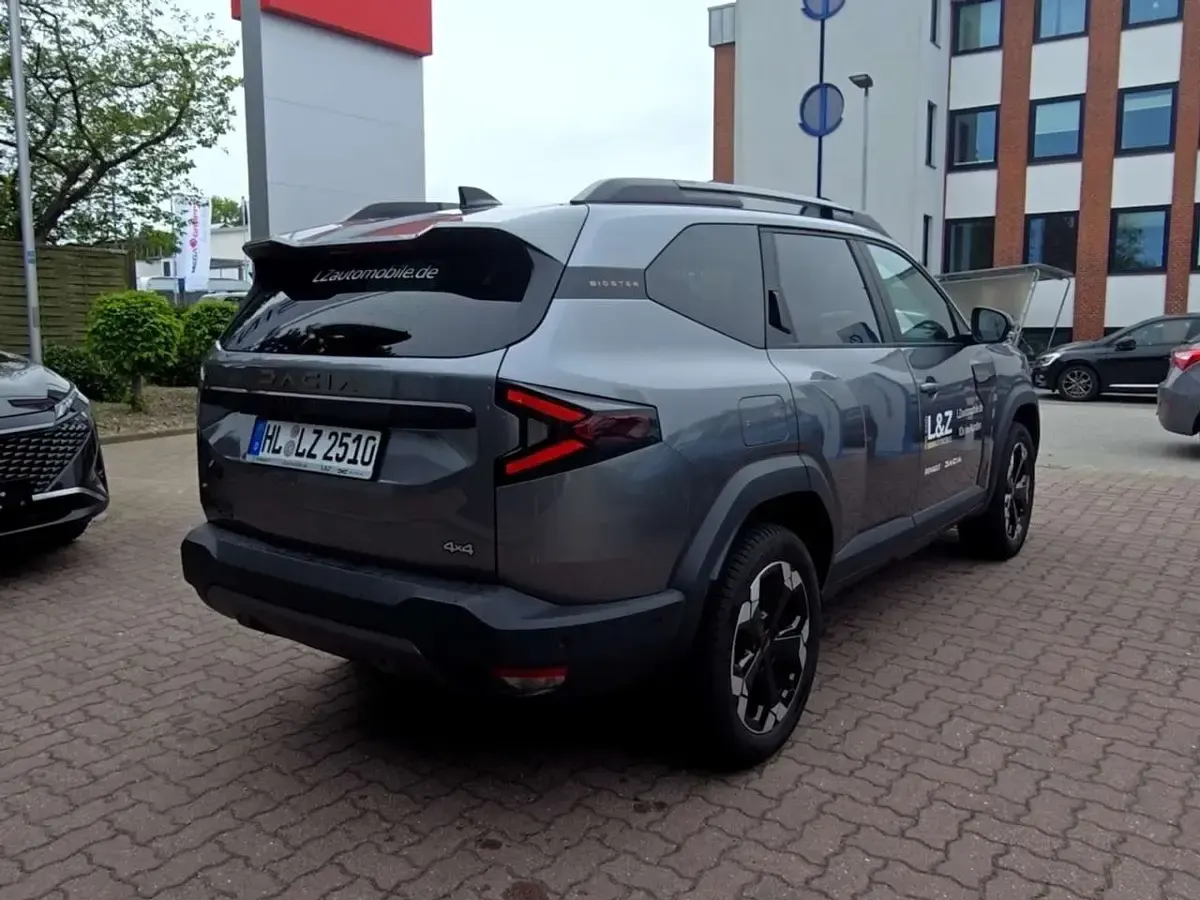 Gebraucht Dacia Bigster Extreme 140 PS (102 kW) 2026 Grau SUV