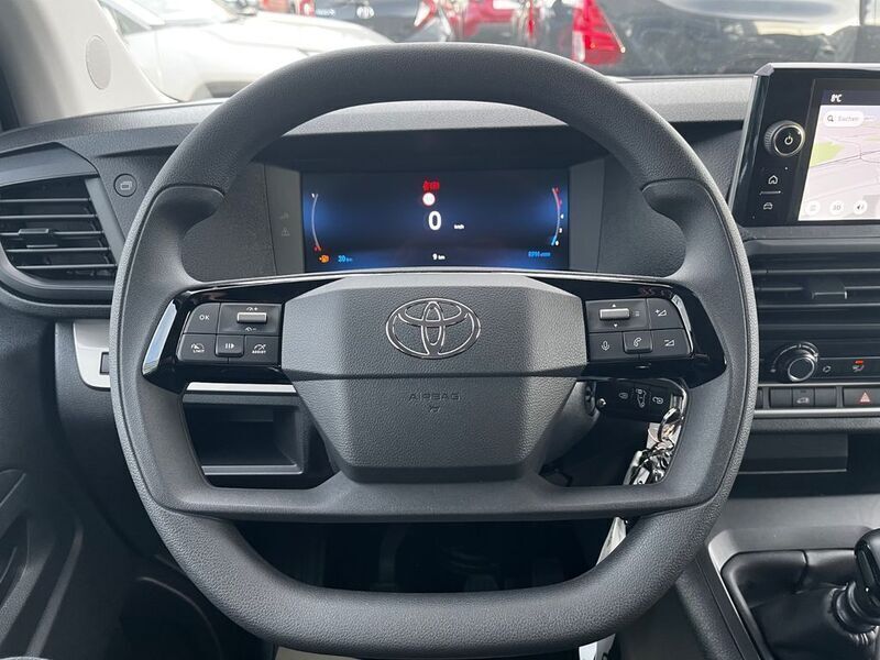 Gebraucht Toyota Proace 144 PS (105 kW) 2024 Weiß Van / Kleinbus