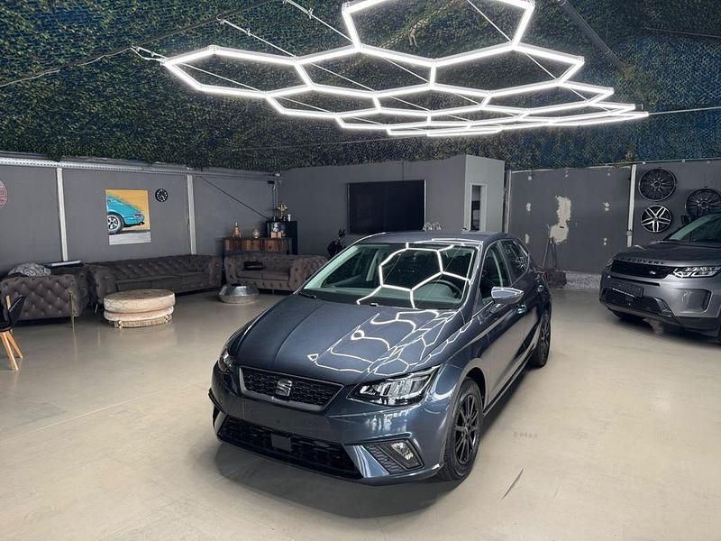 Grau Gebraucht 2024 Seat Ibiza Style Limousine | 14.999 € (Superpreis) - Bild 1/4