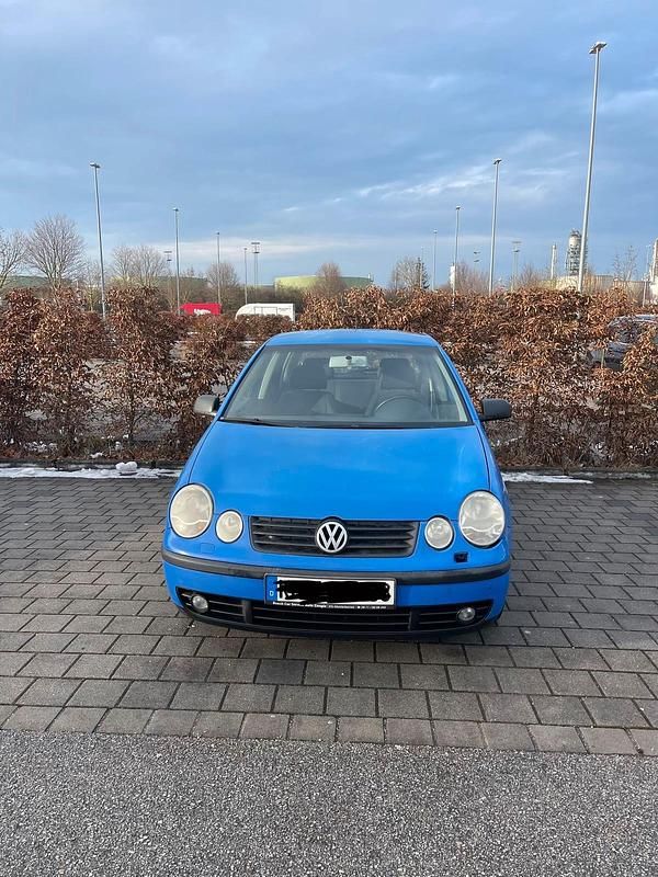 Gebraucht VW Polo 64 PS (47 kW) 2002 Blau Kleinwagen