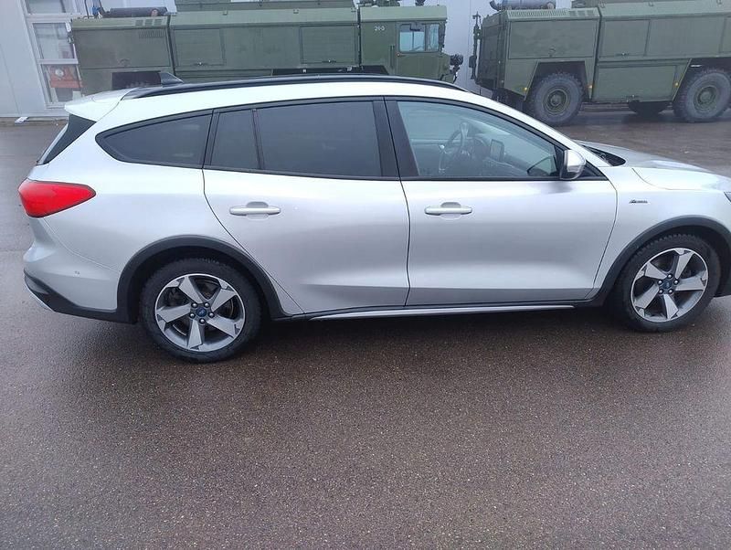 Gebraucht Ford Focus Active 150 PS (110 kW) 2020 Silber Kombi