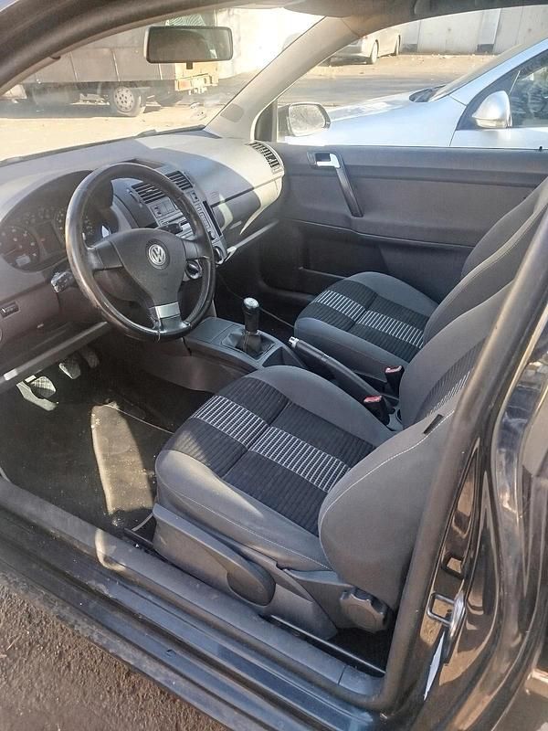 Gebraucht VW Polo 80 PS (58 kW) 2008 Schwarz Kleinwagen