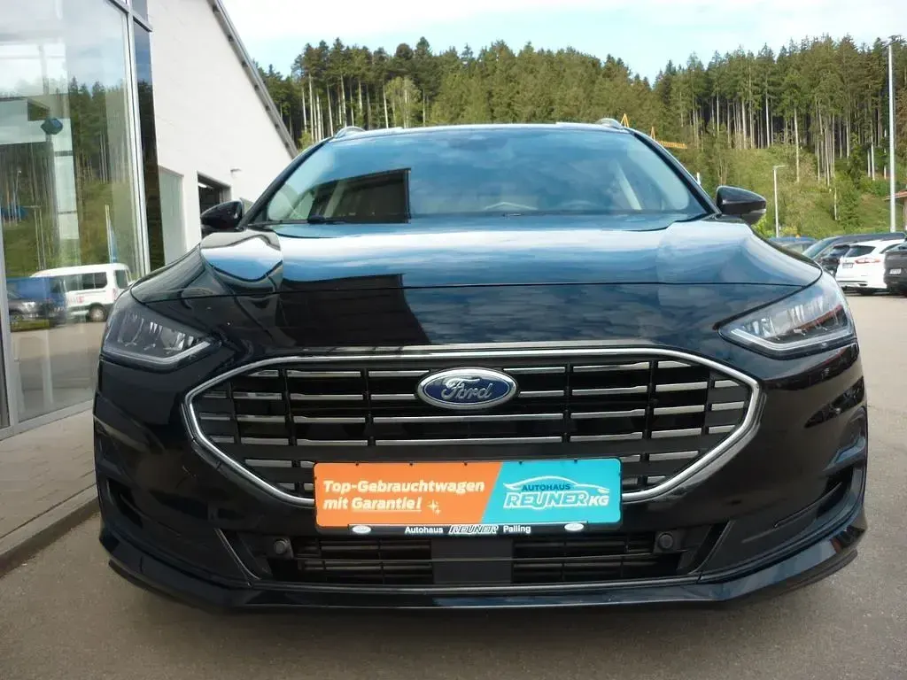 Gebraucht Ford Focus Titanium 125 PS (91 kW) 2022 Schwarz Limousine