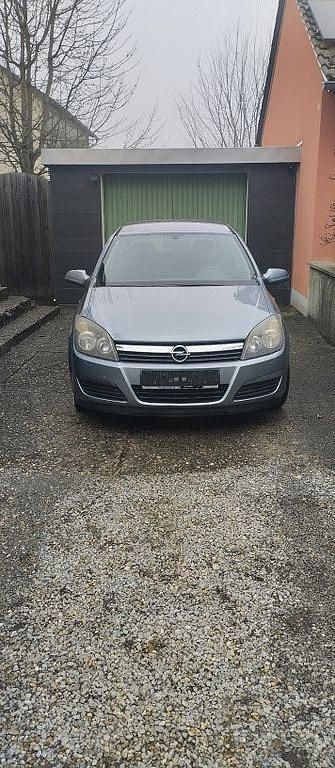 Gebraucht Opel Astra 105 PS (77 kW) 2006 Blau Limousine