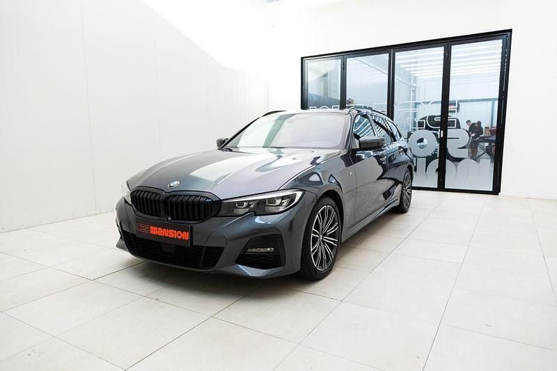 Grau Gebraucht 2021 BMW 330 M Sport Kombi | 28.900 € (Fairer Preis) - Bild 1/4