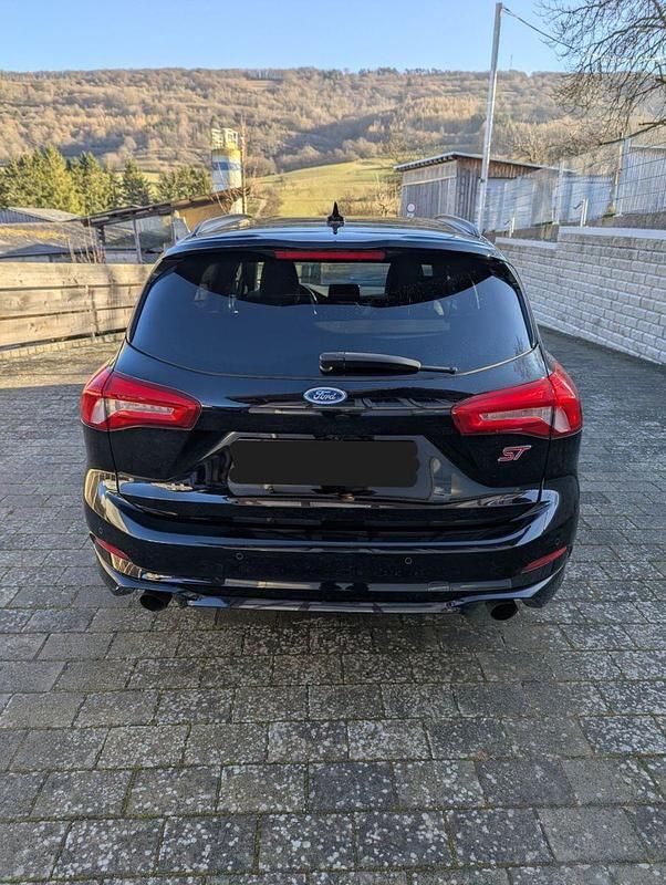 Gebraucht Ford Focus ST 280 PS (205 kW) 2019 Schwarz Kombi