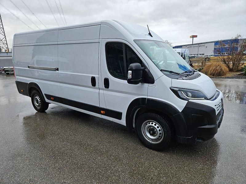 Gebraucht Fiat Ducato 180 PS (132 kW) 2024 Weiß Van