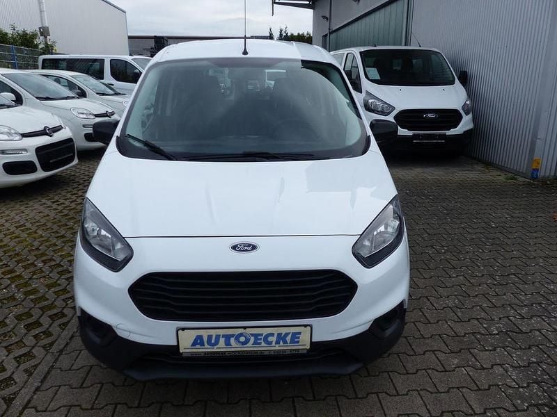 Gebraucht Ford Courier 101 PS (74 kW) 2020 Weiß Van / Kleinbus