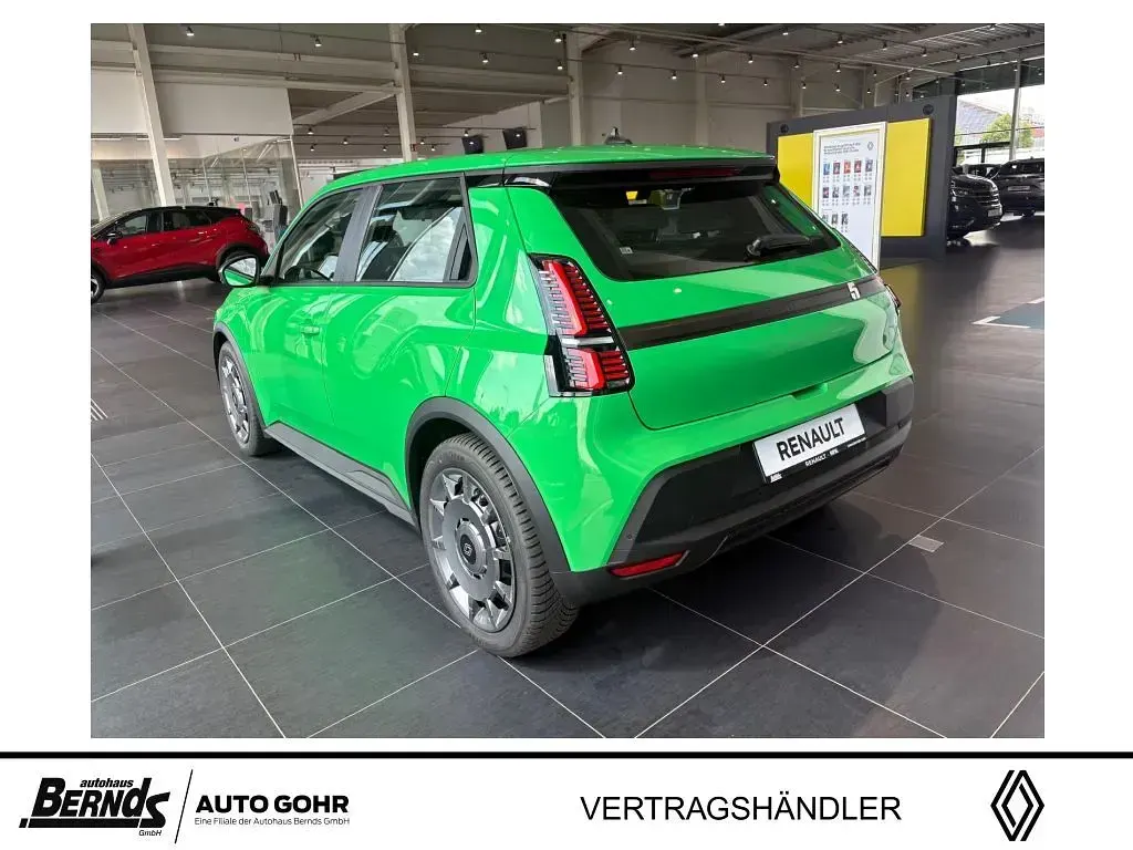 Neu Renault 5 E-Tech Evolution 89 kW (122 PS) 2026 Pop green! metallic Kleinwagen