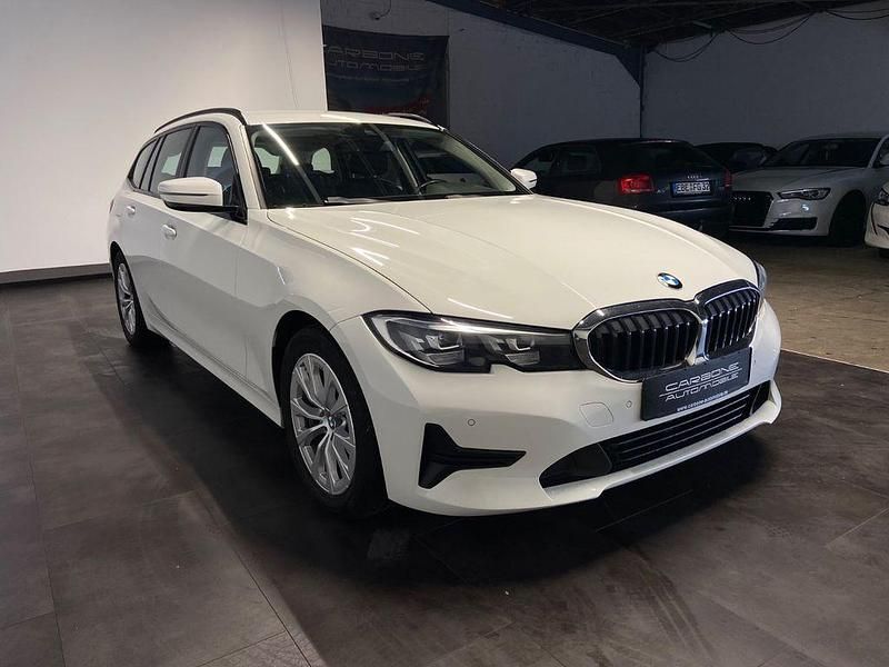 Gebraucht BMW 318 Advantage 150 PS (110 kW) 2020 Weiß Kombi