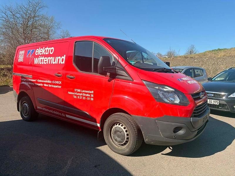 Gebraucht Ford Transit Custom 101 PS (74 kW) 2016 Rot Van / Kleinbus